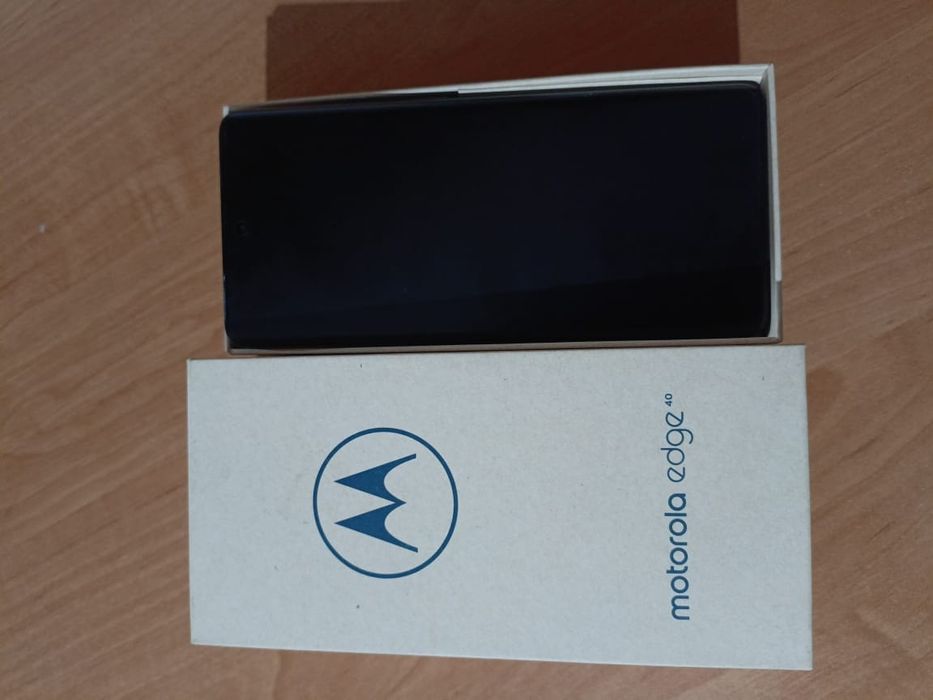 Motorola edge 40 RAM 8 встроенной 256