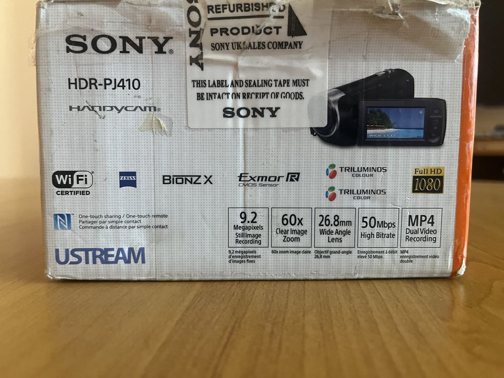 Камера Sony HDR-PJ410 с вграден прожектор