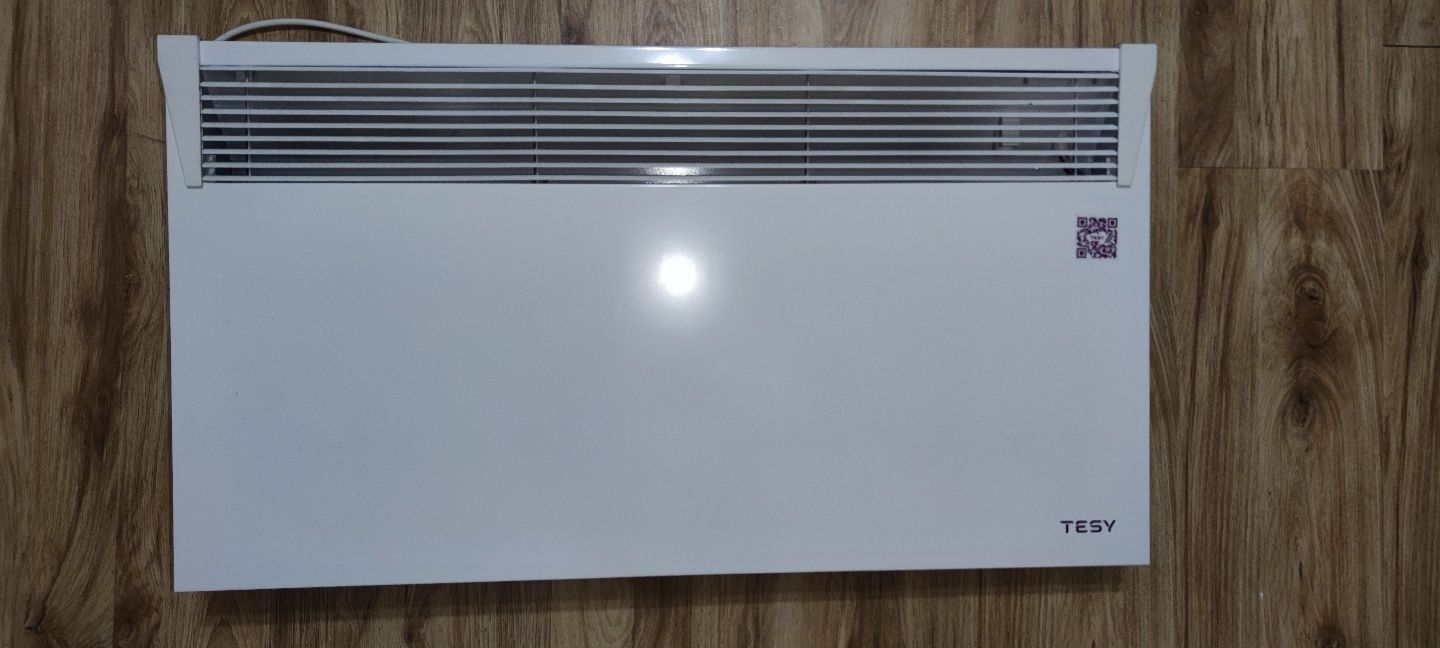 Vând convector Test HeadEco 2000W