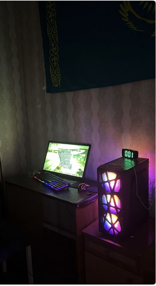Полу игравой компьютер