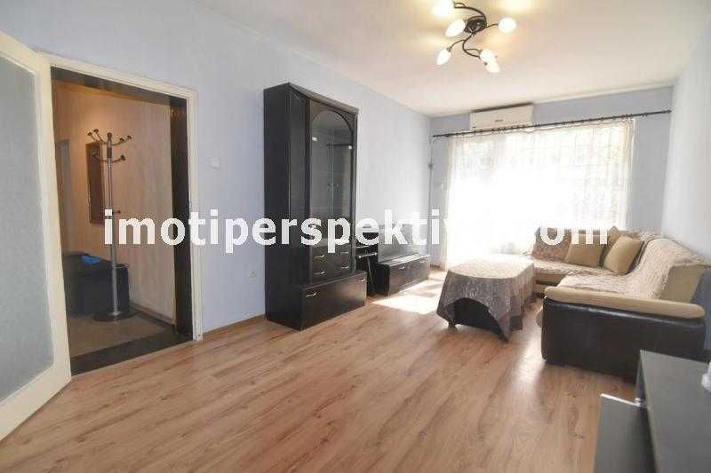 Продава се Тристаен апартамент в Пловдив, Кючук Париж - 93 кв.м за 1689 €/кв.м - Снимка #1