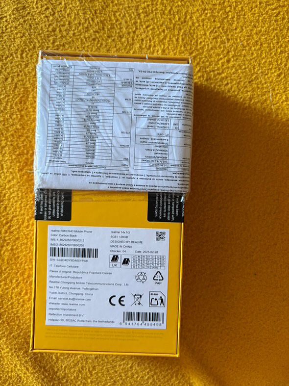Чисто нов телефон Realme 14x + слушалки