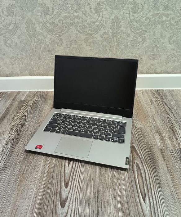 Мощный ноутбук Lenovo/AMD Ryzen 3/ОЗУ 8гб/Ssd/Full hd/металл.корпус