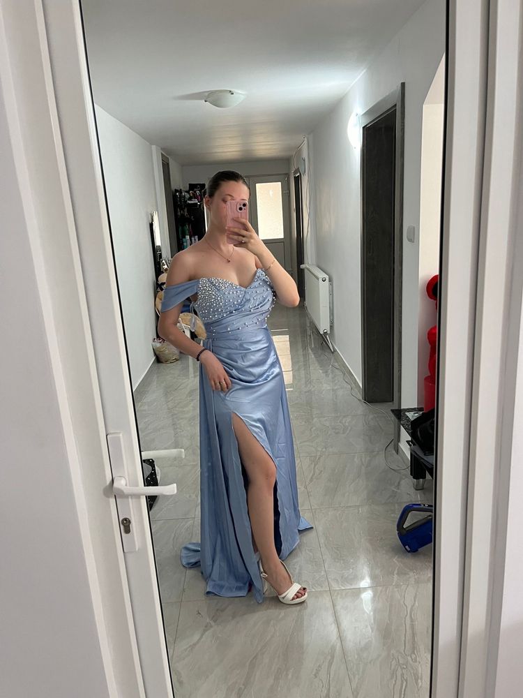 Rochie perle lunga cu trena