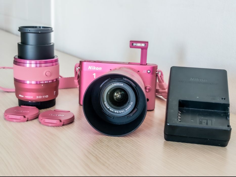 (Комплект) Nikon 1 J2 с два обектива + подарък