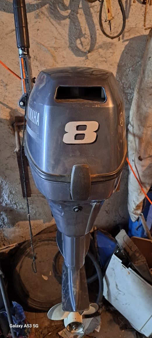 Мотор за лодка YAMAHA