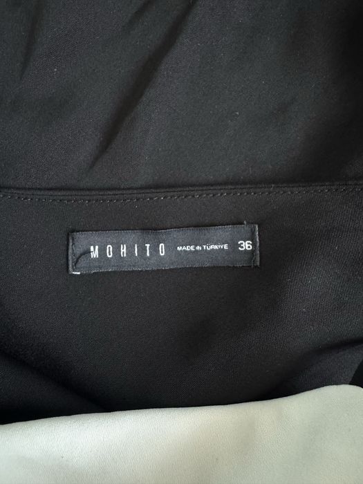 Rochie neagra, Mohito