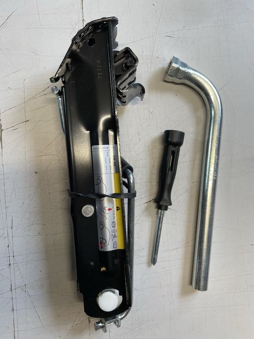 Cric original vw passat skoda superb