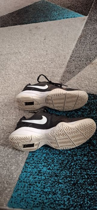 Pantofi sport Nike 35.5 stare foarte buna