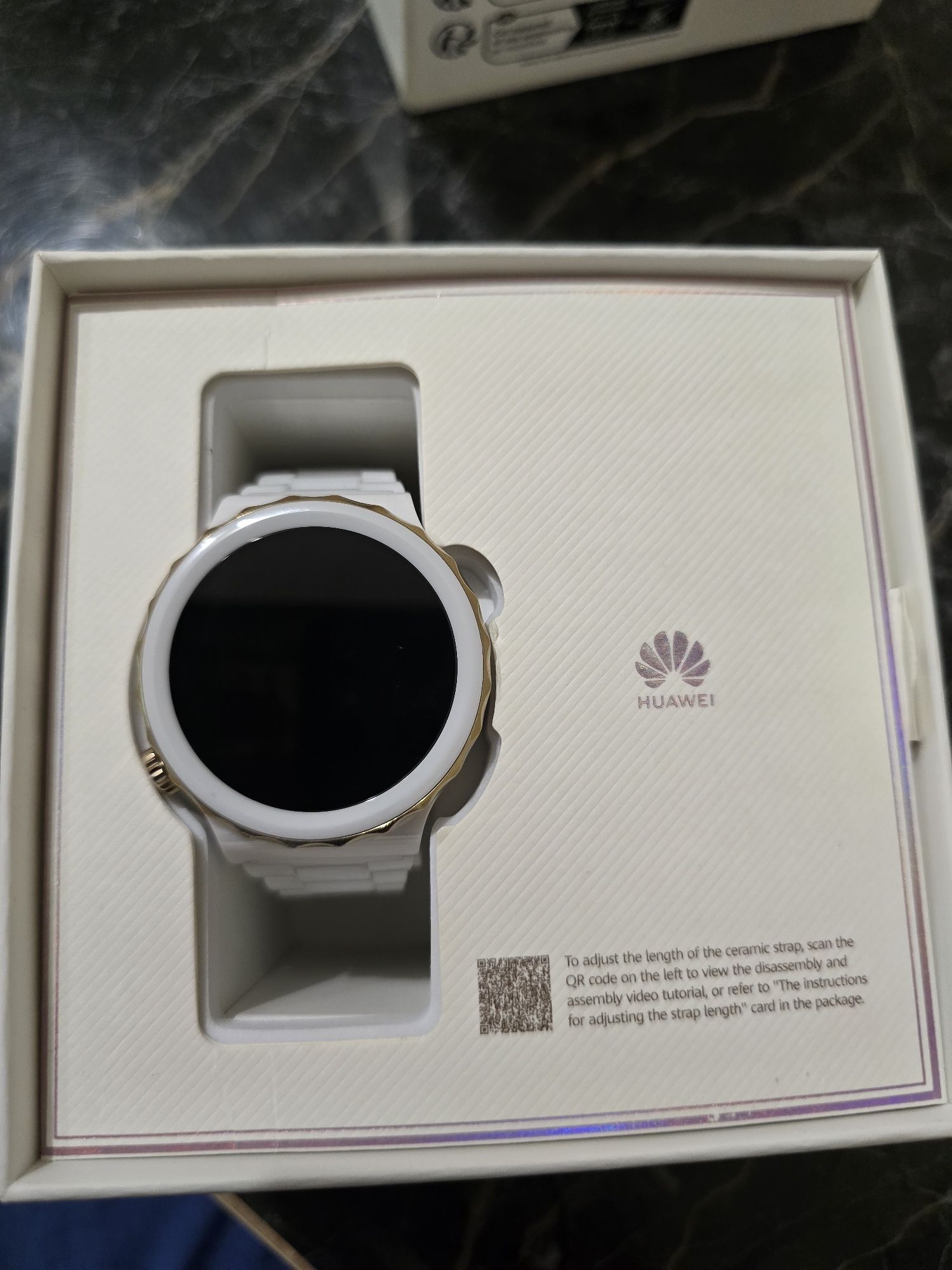 Часовник Huawei watch gt 3 pro ceramic