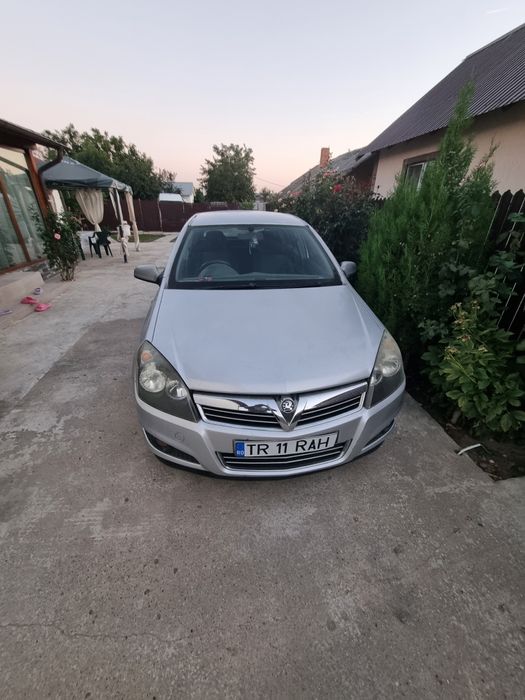 Opel astra pentu dezmembrare fără acte  pret 2200 ron