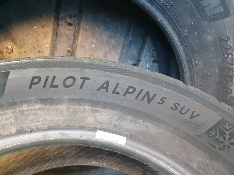 Гуми 225/60/18 2броя