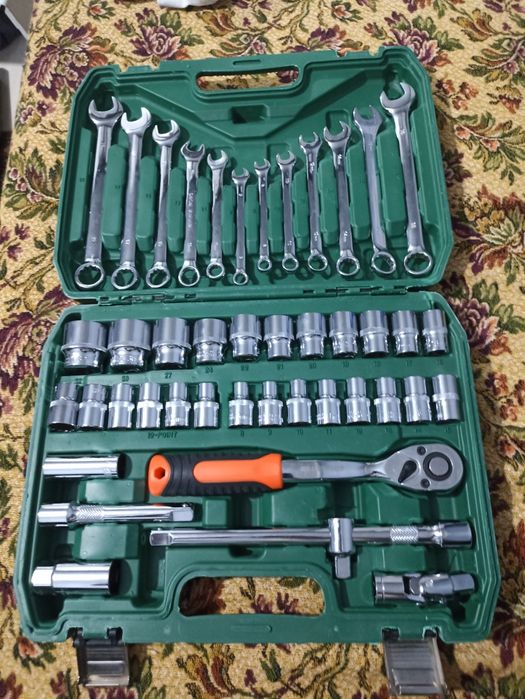 Трещетка набор головок