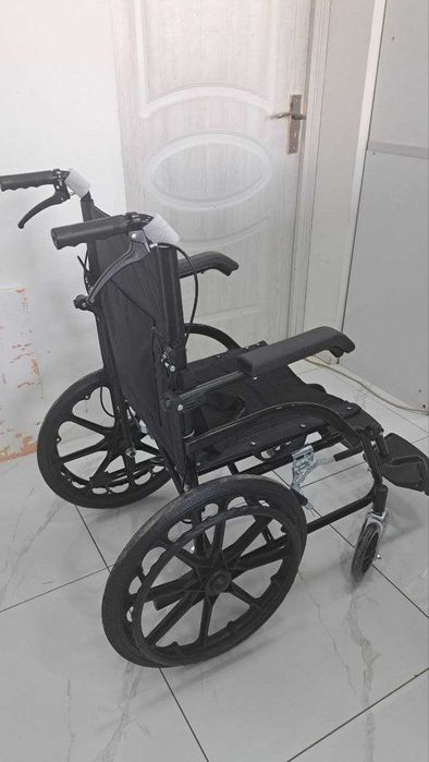 Инвалидная коляска