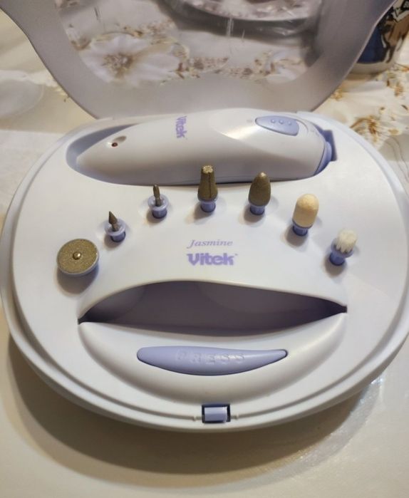 Маникюрный набор vitek