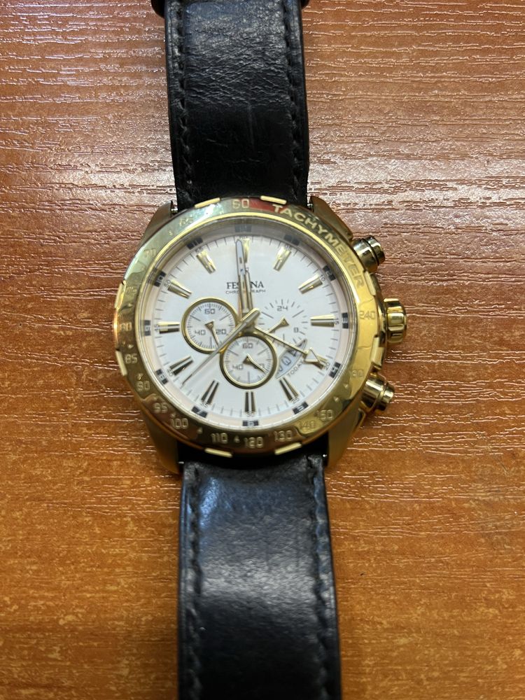 Часовник FESTINA  F 16879