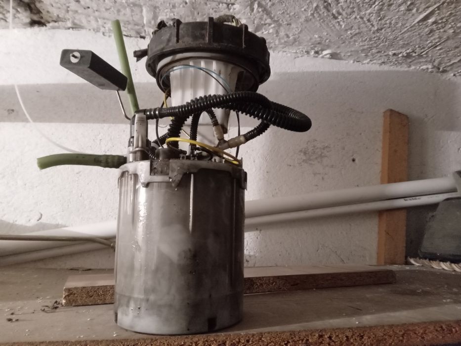 Vand piese Audi A4 sedan 2003