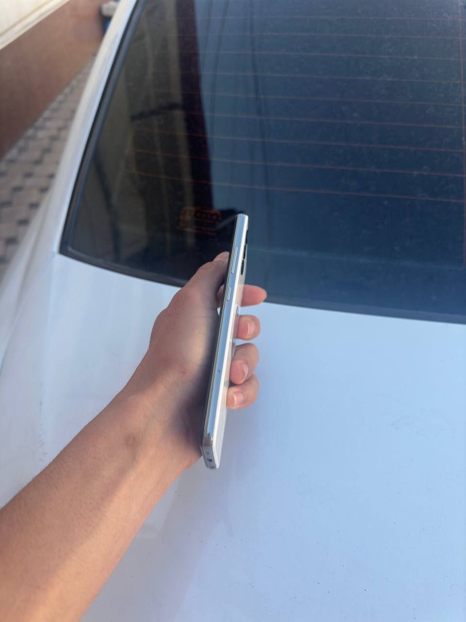 Arzon telifon Samsung  gallay A32  64 gb doimiy 4 gb tezkor xotirali.