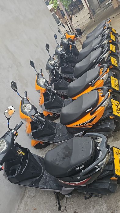 Închiriez scutere 200lei/săptămână