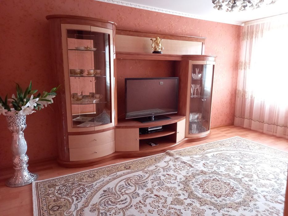 Продам квартиру трёхкомнатную