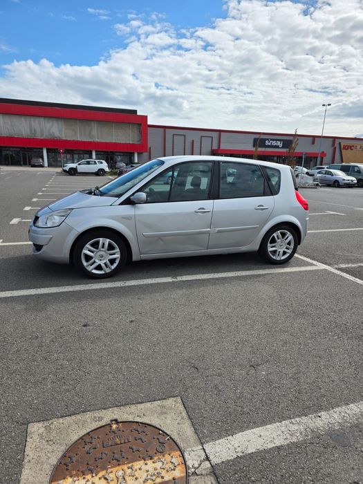 Vând Renault Scenic 1.5 Diesel 106 CP 2008 în stare foarte bună