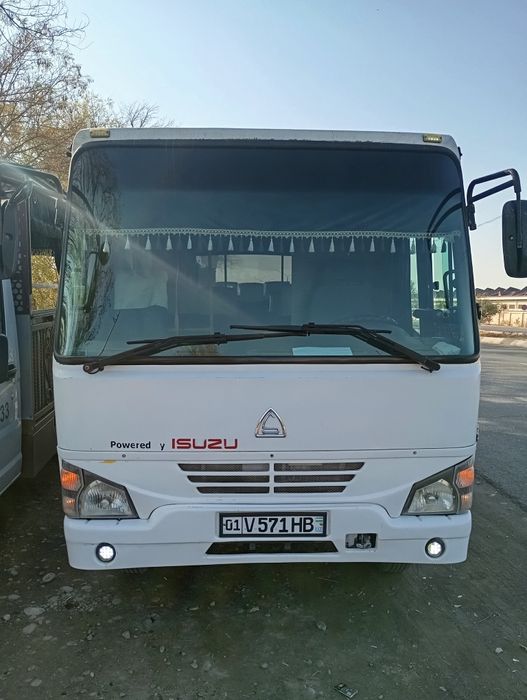 Жаноза Дафн Маросим машина