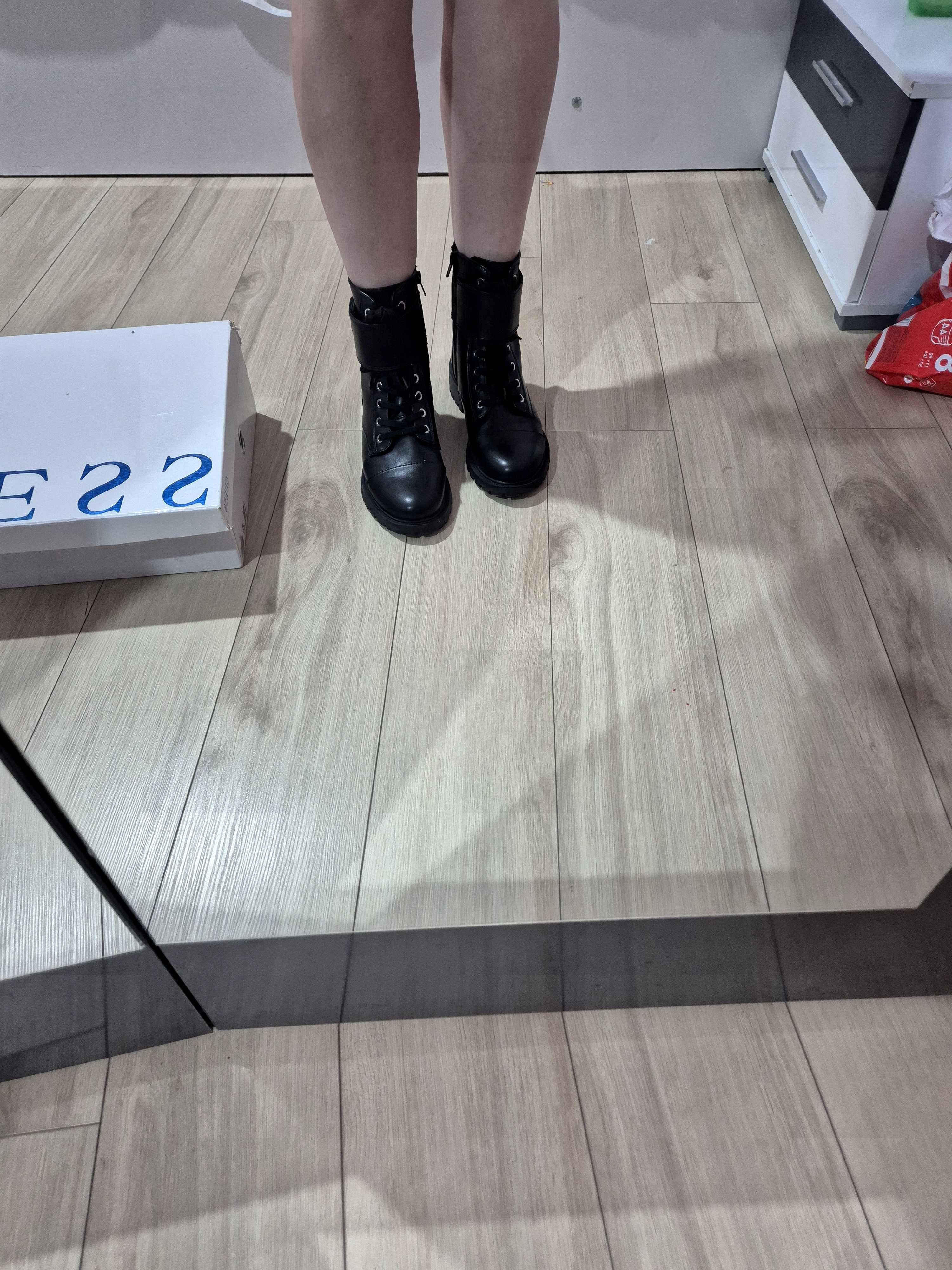 Дамски боти Guess