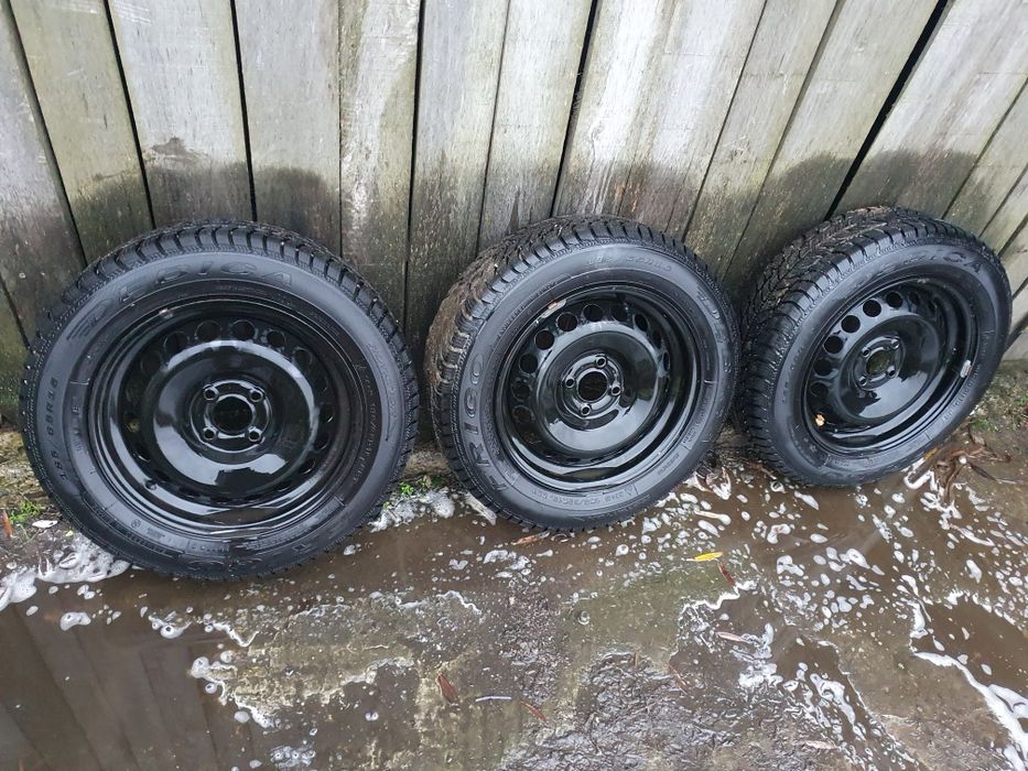 Jante tabla dacia logan 2 + cauciucuri iarna  dot 2023 185 65 r15