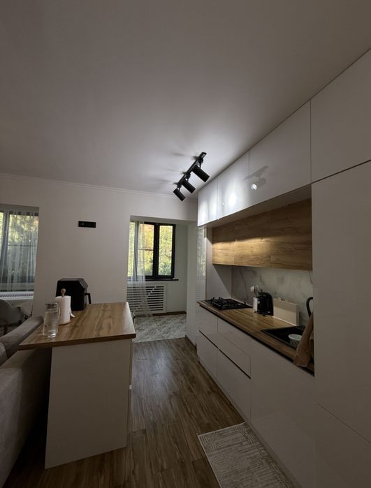 Продается 2х комнатная квартира , 77 серия, Яккасарайский р-н