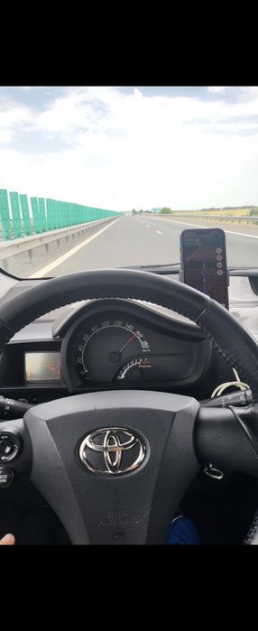 Toyota IQ Benzina 1.0 CVT