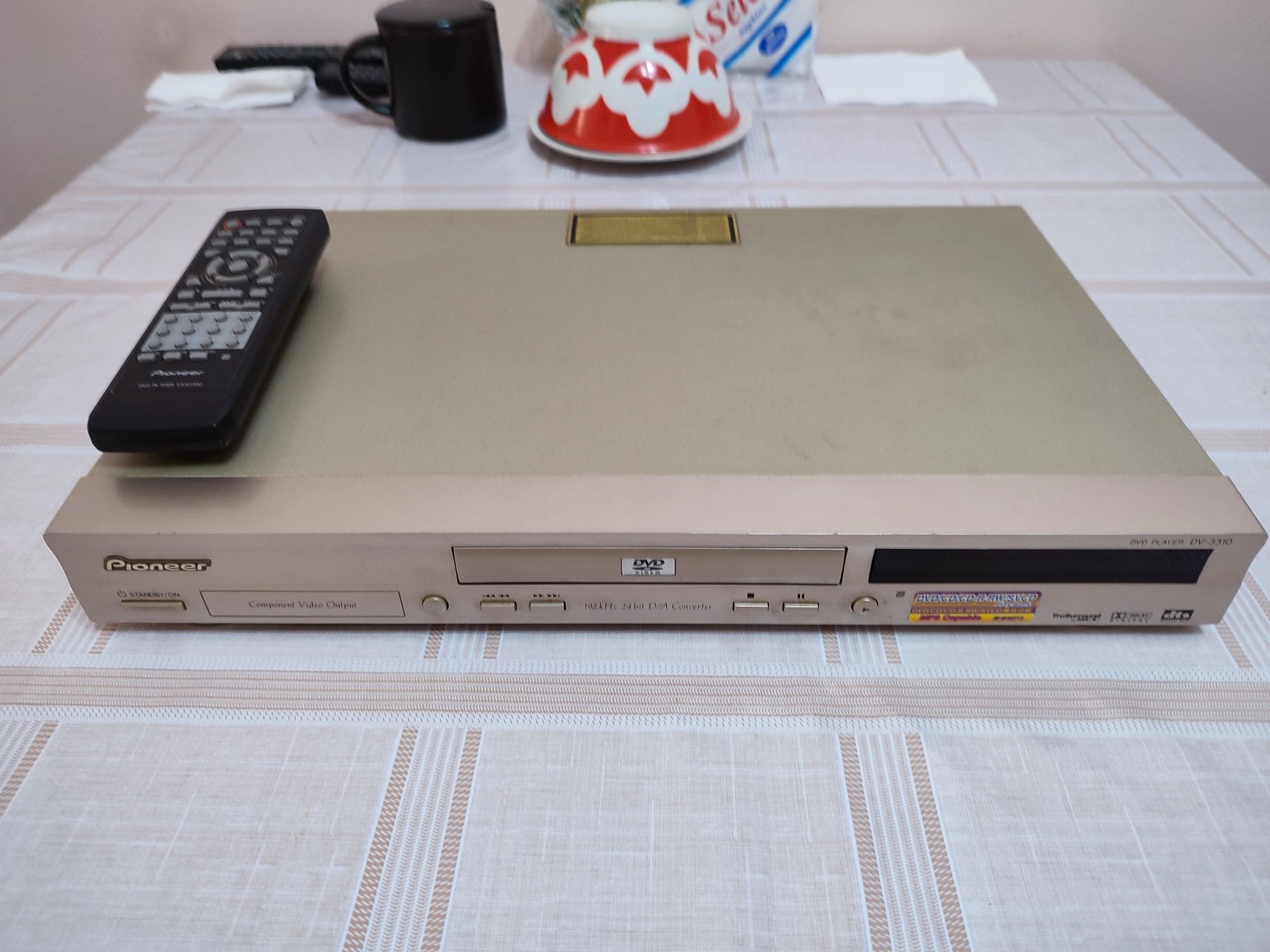 Продам двд проигрыватель pioneer dvd-3310