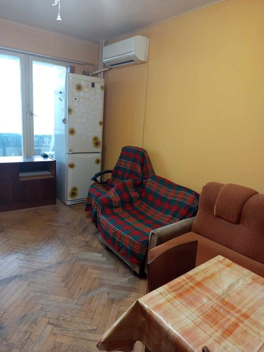 Продава се Двустаен апартамент в Шумен, Боян Българанов 1 - 67 кв.м за 1142 €/кв.м - Снимка #1