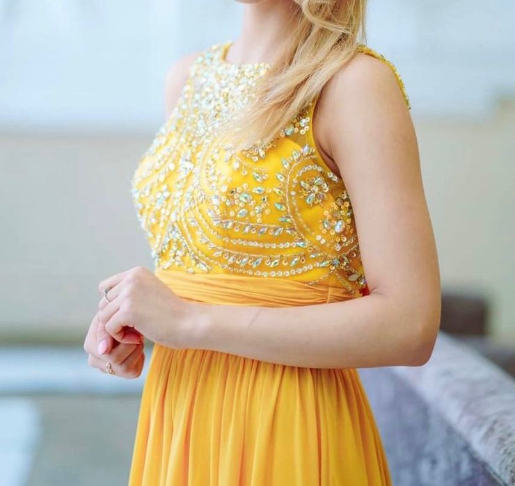 Платье в пол вечернее