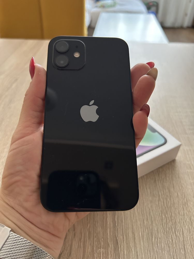 IPhone 12 128GB черен