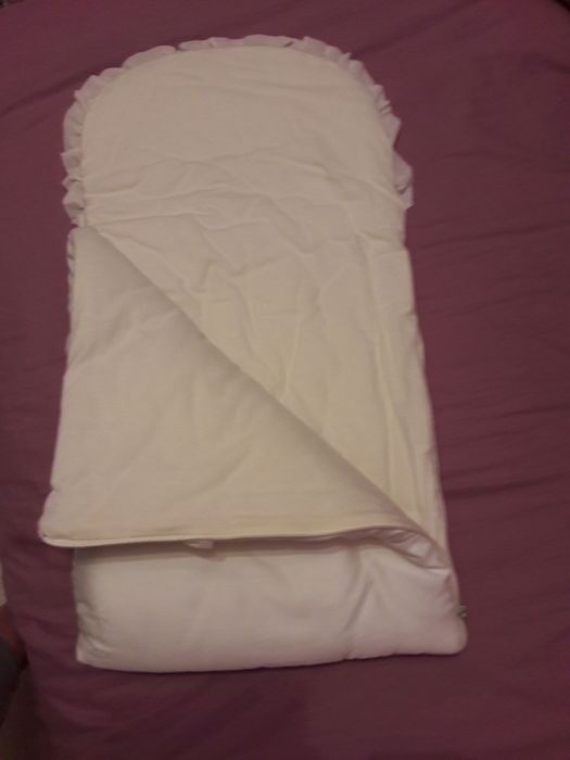 Plapumioara pentru bebelus superbă, marca Andy&Helen