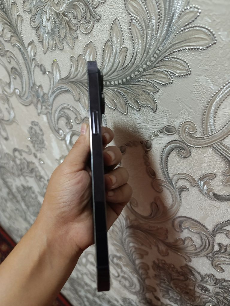 iPhone 14 pro max SIM kartali