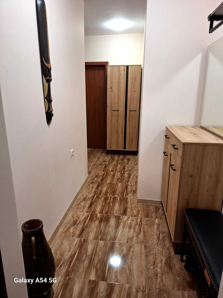 Продава се Двустаен апартамент в Бургас, Меден рудник - зона Г - 67 кв.м за 1359 €/кв.м - Снимка #2