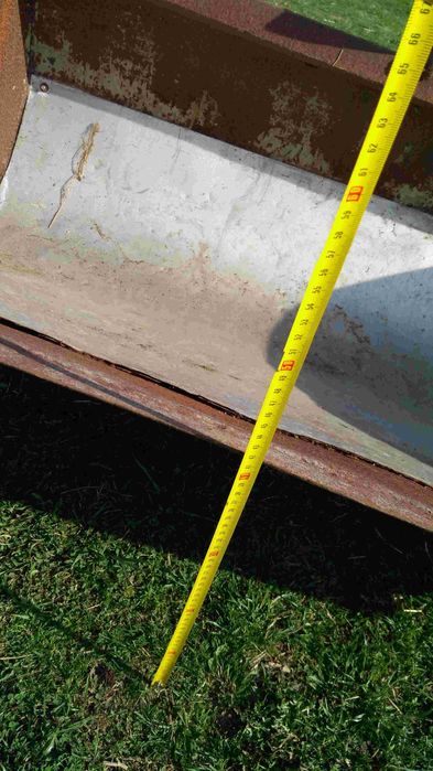 vand sau schimb cupa cu piston basculabila in tiranti