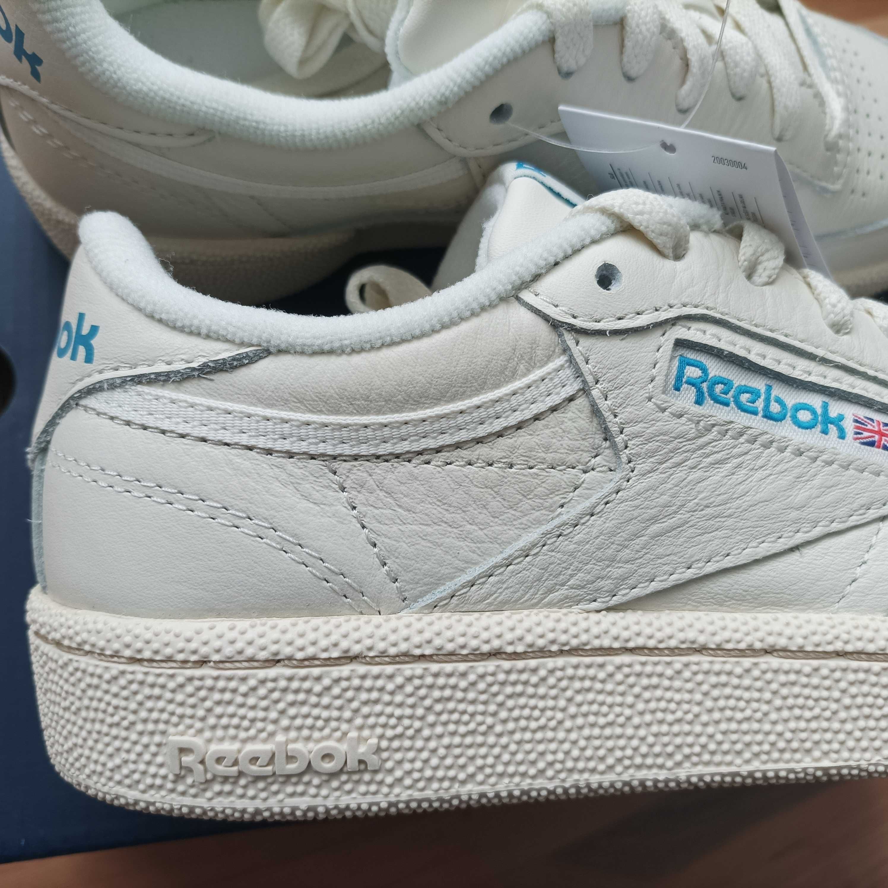 Reebok ест.кожа N34 и 34.5 маратонки