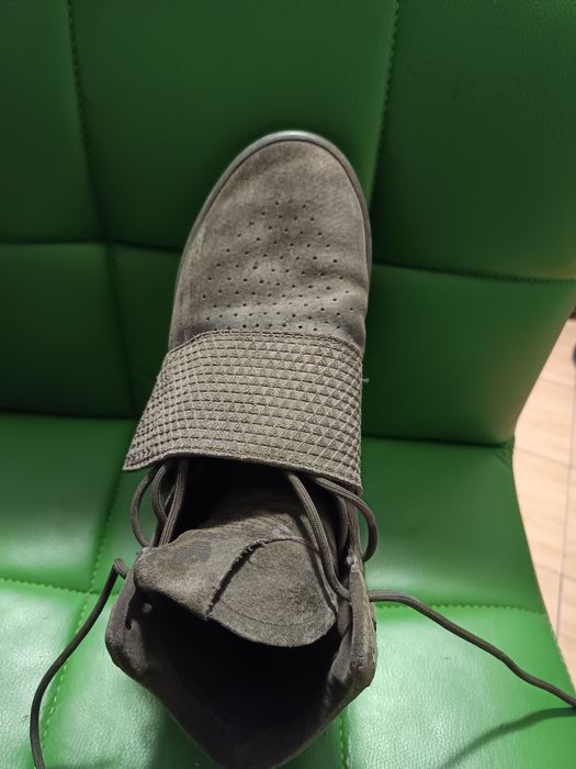 .. se vinde... Adidas