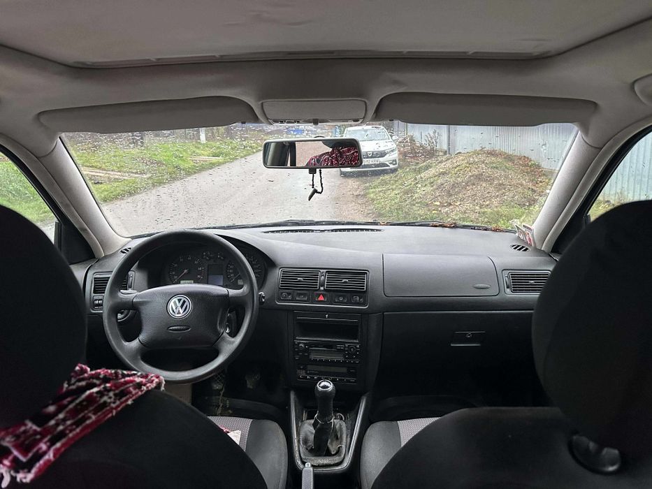Vând golf 4 1.6 fsi