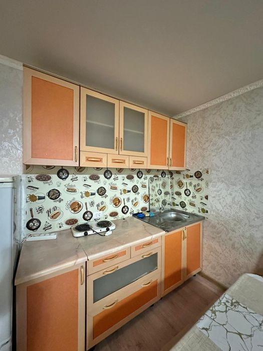 Продам 2 ком Общежитие район Изюминки