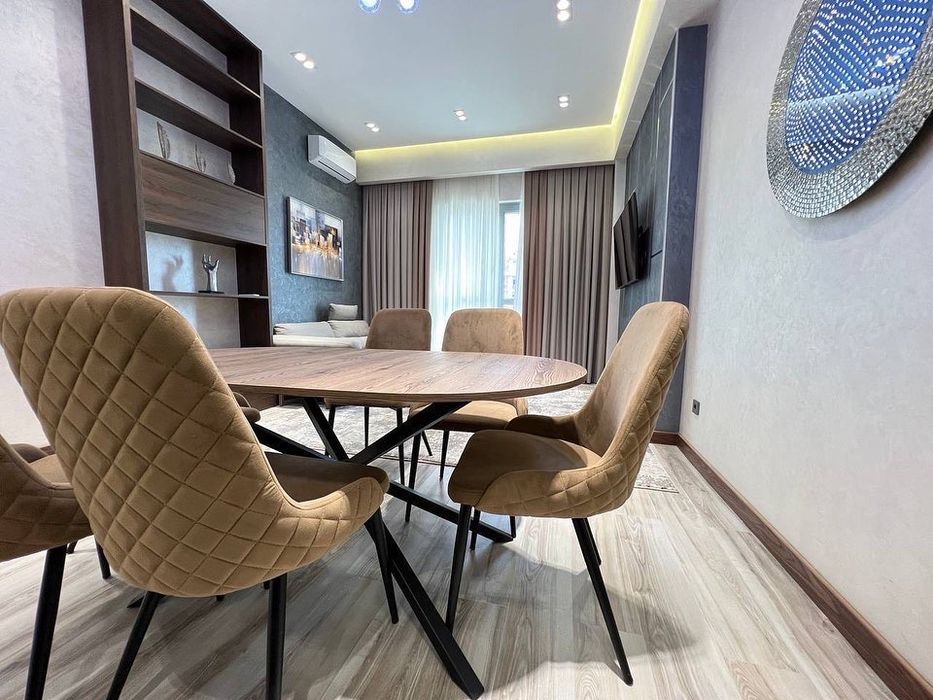 Новостройка! Срочно сдается новая квартира в центре! Метро ойбек!