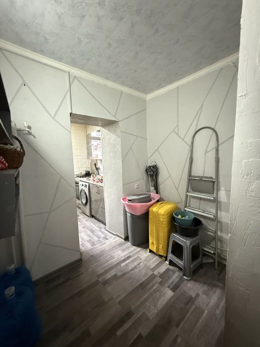 Продаётся 2х комнатная квартира на Бадамзаре