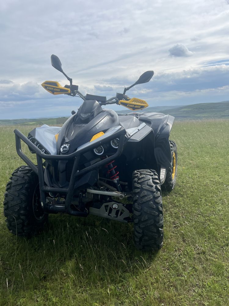Vând can am renegade 500