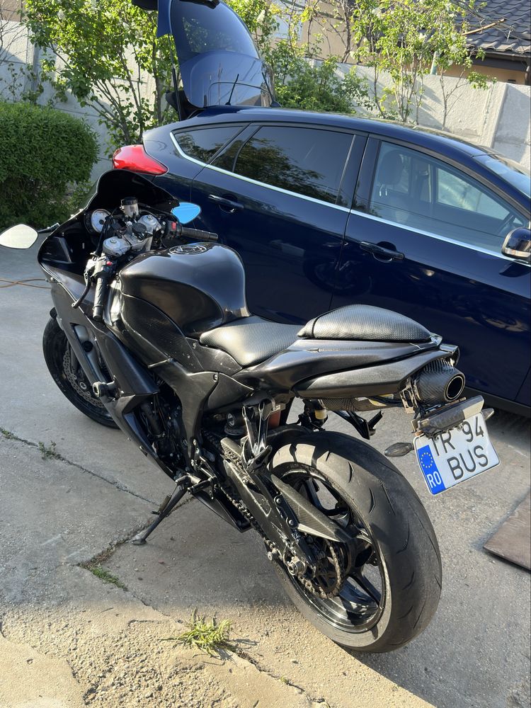 Kawasaki Ninja zx6r