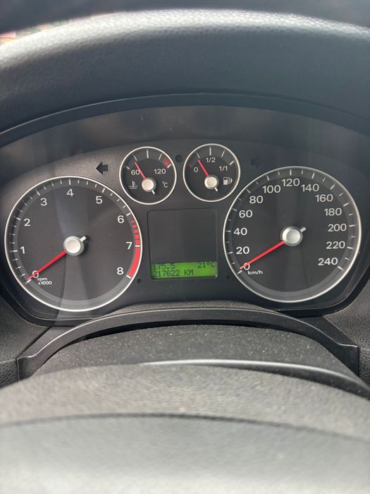 Ford focus 1.6 benzina