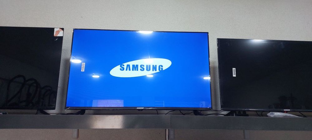 Televizor 43 Smart Samsung TV