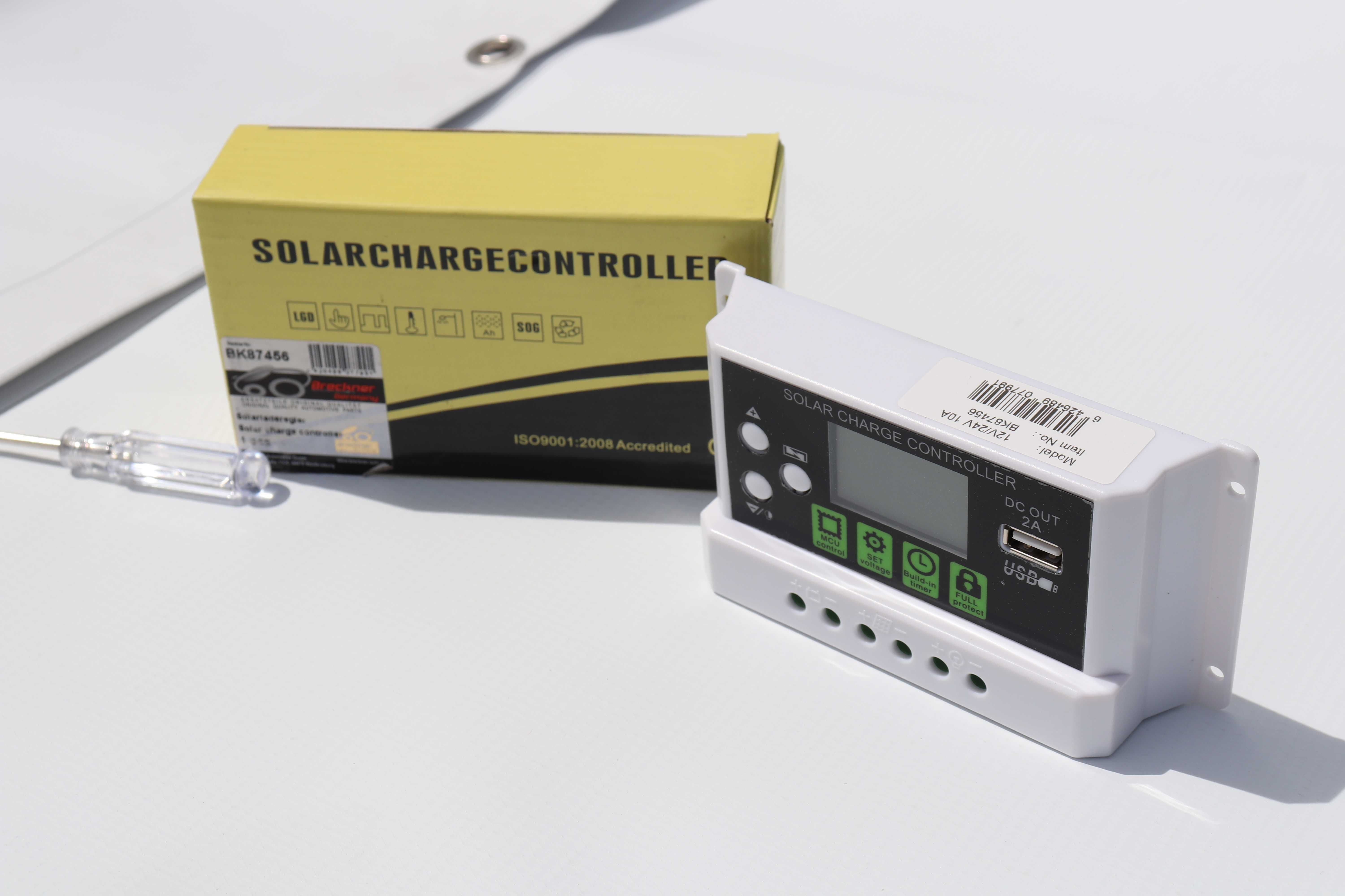 Regulator tensiune pentru panou solar 10A 12V/24V port USB 5V/2A