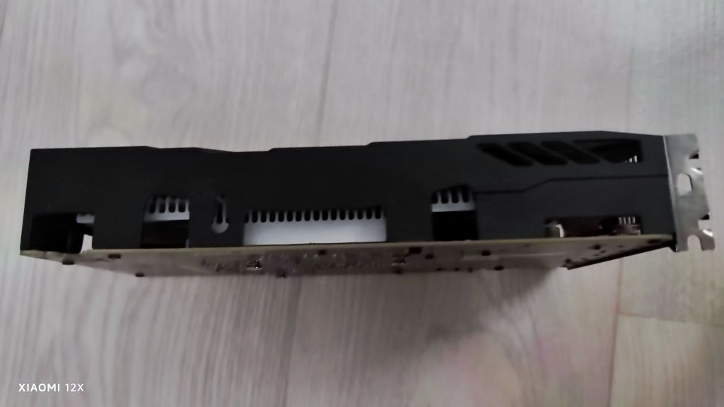 Продаю видеокарту Gtx 1050ti